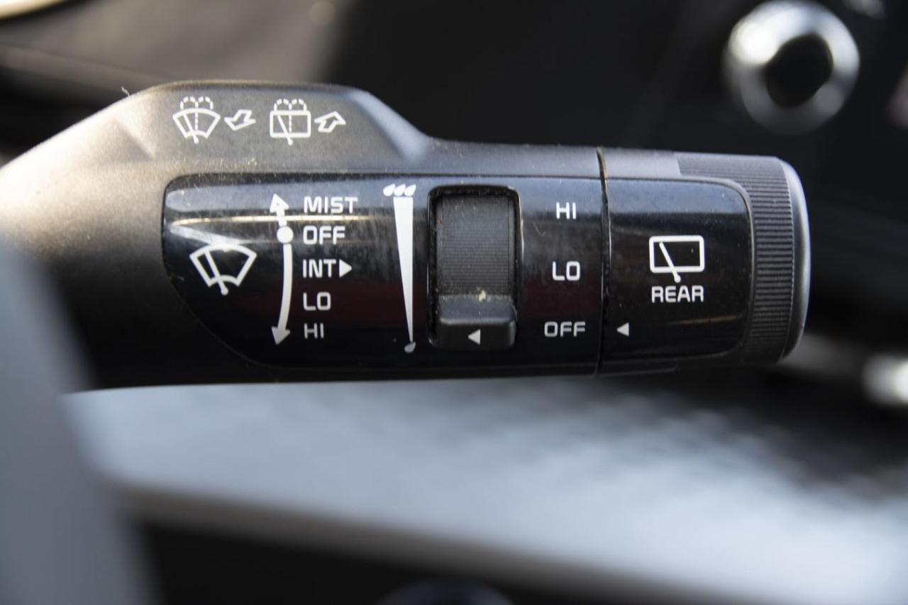 2022 Kia Carnival CARNIVAL LX Photo