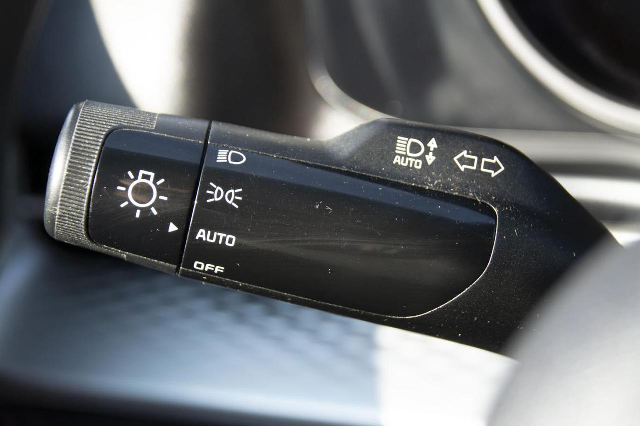 2022 Kia Carnival LX Photo