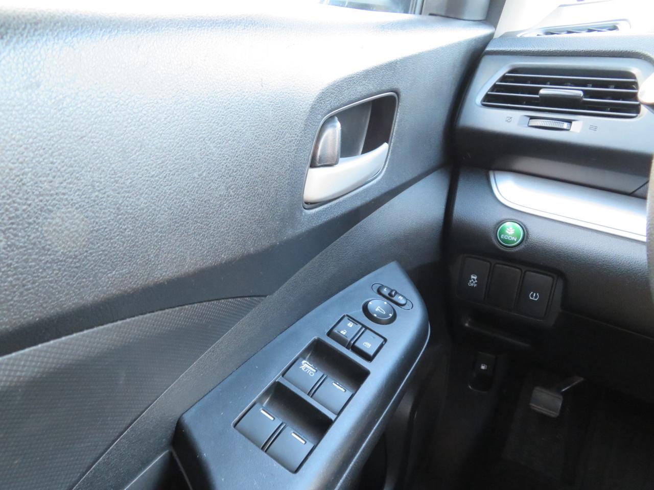 2016 Honda CR-V AWD 5dr LX Photo