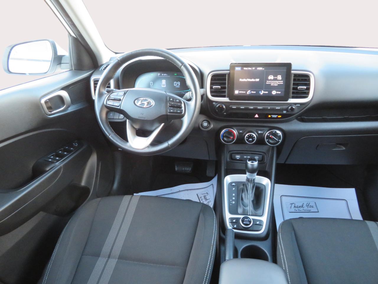 2023 Hyundai Venue Preferred IVT Photo