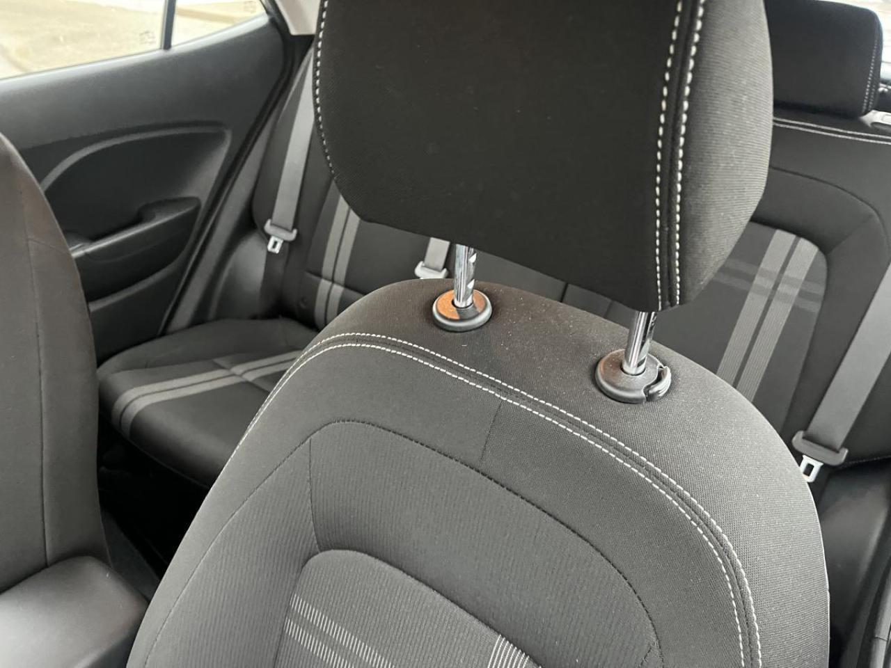 2021 Hyundai Venue Preferred IVT Photo