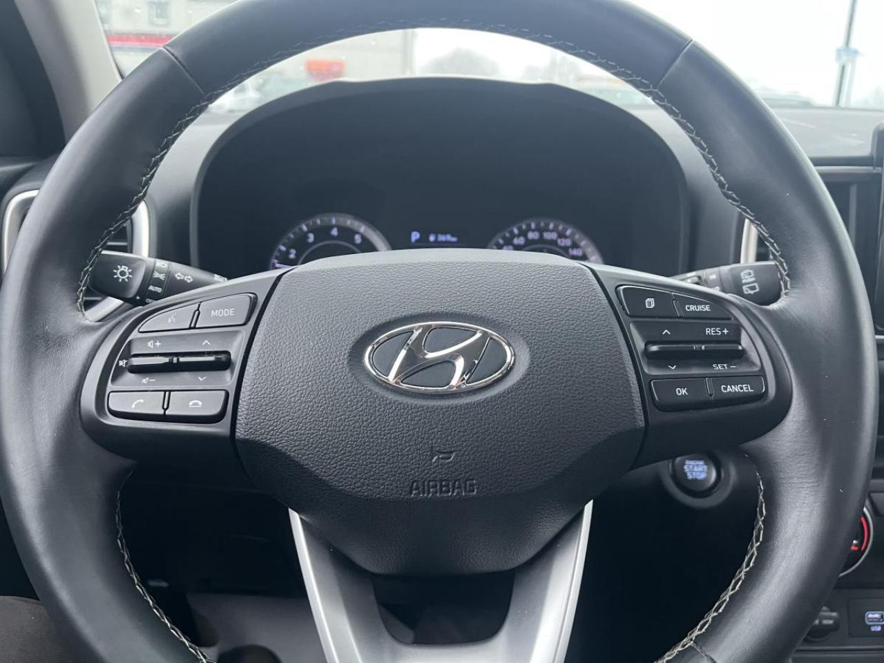2021 Hyundai Venue Preferred IVT Photo