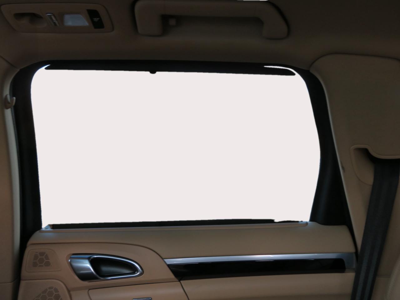 2014 Porsche Cayenne AWD PLATINUM EDITION Photo