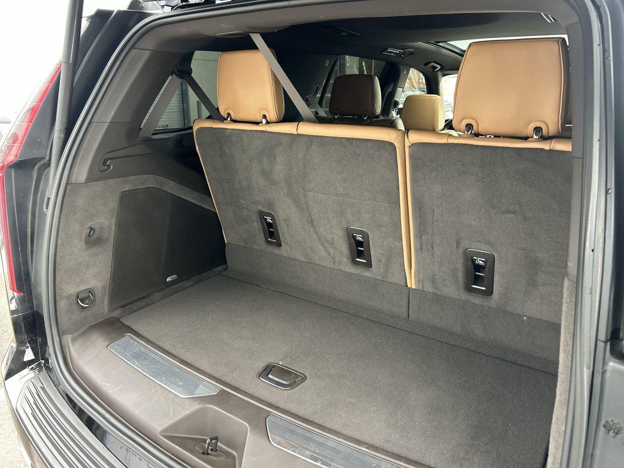 2022 Cadillac Escalade Premium Luxury Air Suspension Soft-Close Doors Ada Photo