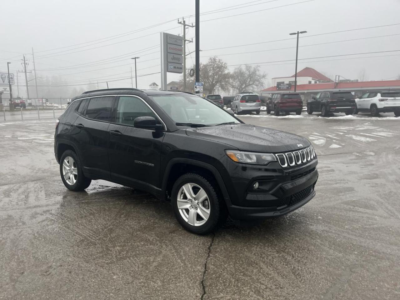 2022 Jeep Compass NORTH 4X4 Photo