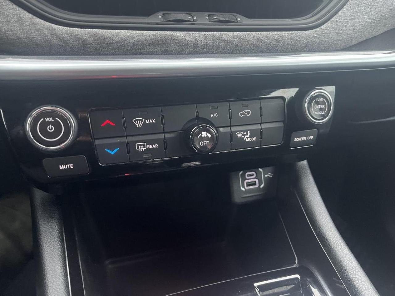 2022 Jeep Compass NORTH 4X4 Photo