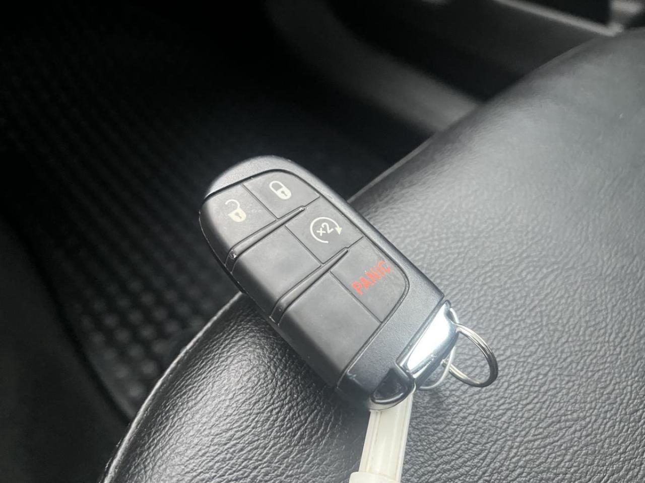 2022 Jeep Compass NORTH 4X4 Photo