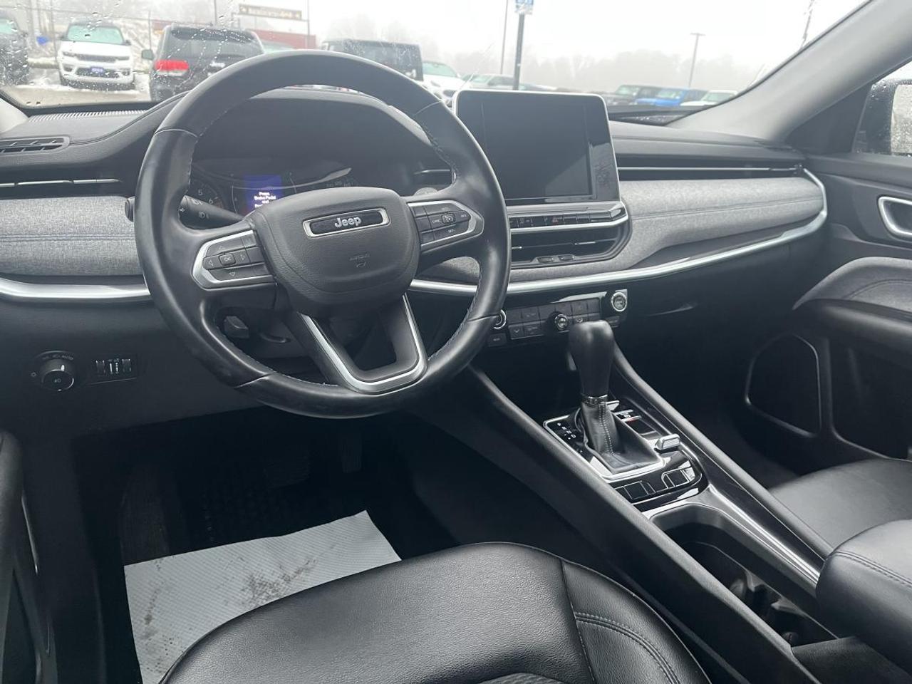 2022 Jeep Compass North 4x4 @ 3.99% for 60 mo Photo