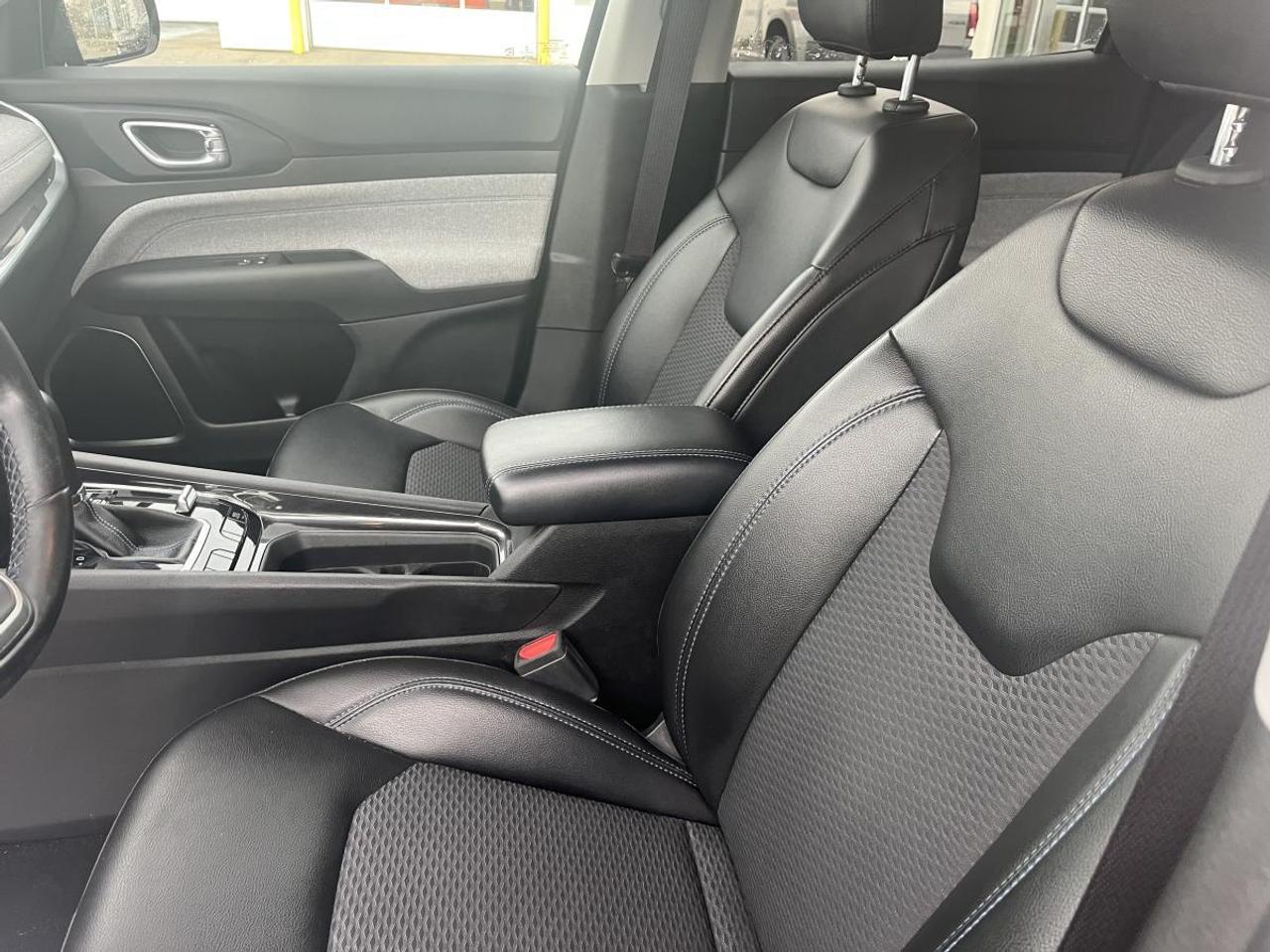 2022 Jeep Compass NORTH 4X4 Photo