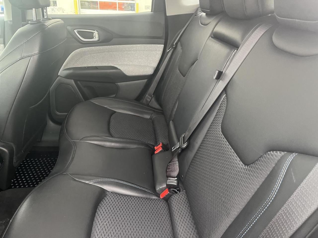 2022 Jeep Compass NORTH 4X4 Photo