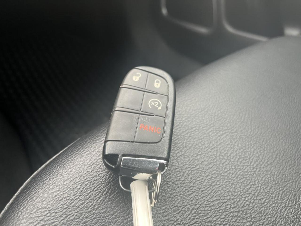 2022 Jeep Compass NORTH 4X4 Photo