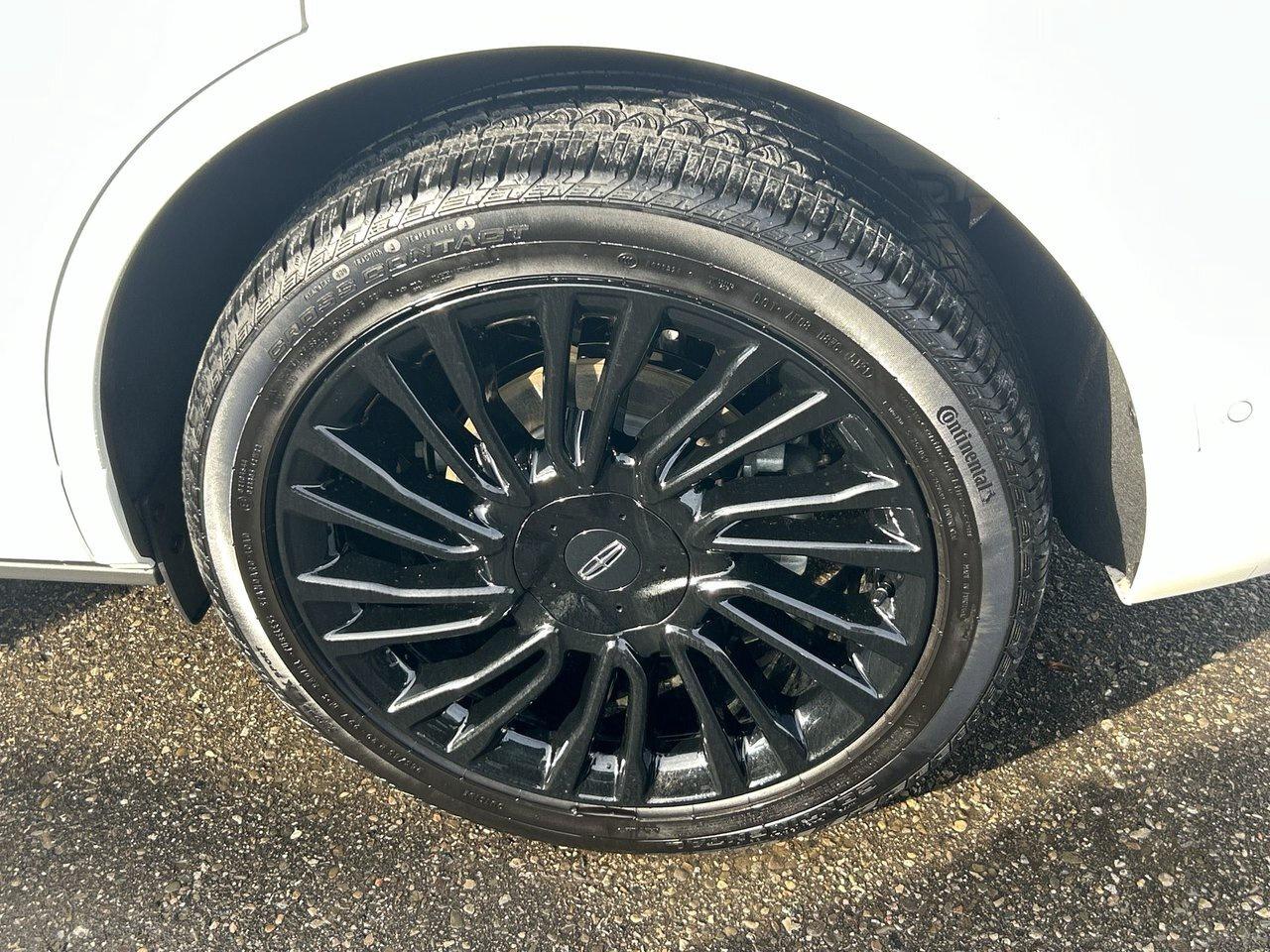 2022 Lincoln Corsair Reserve AWD Only 15,000kms! Adaptive Cruise Heated Photo