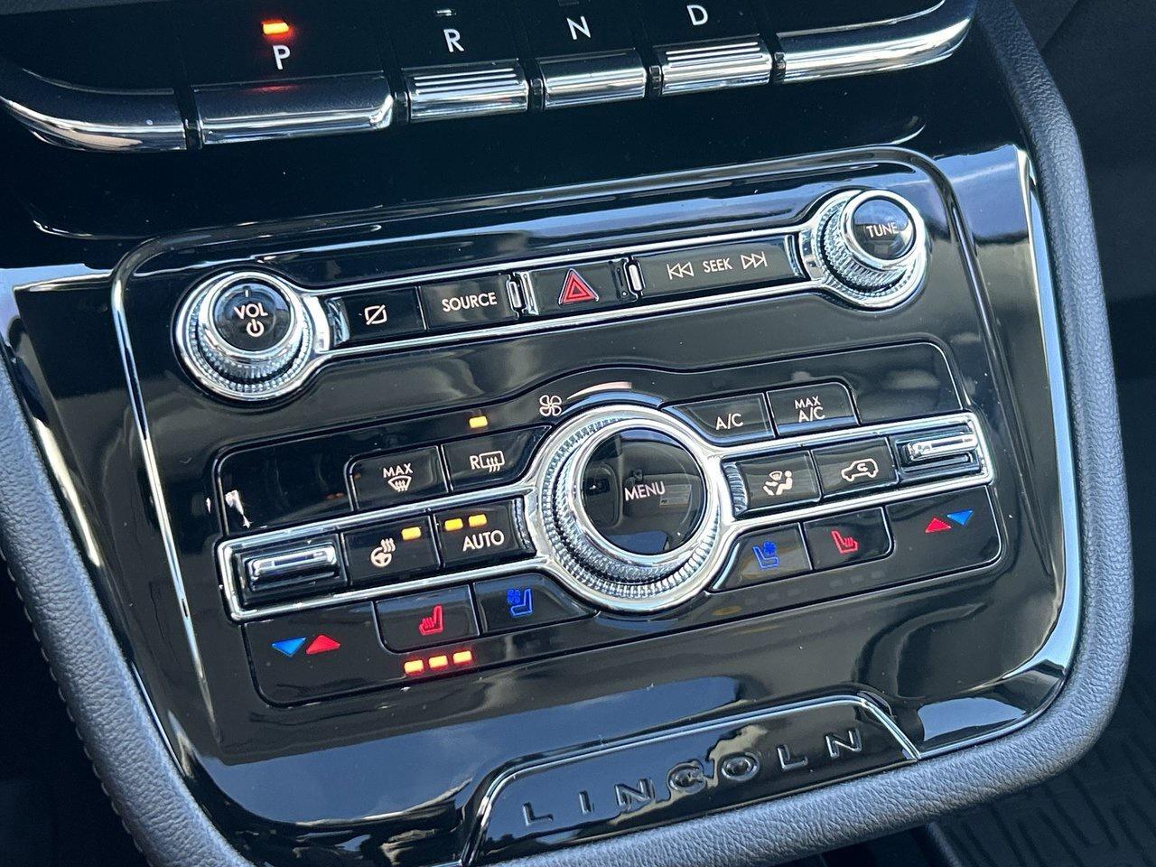 2022 Lincoln Corsair Reserve AWD Only 15,000kms! Adaptive Cruise Heated Photo