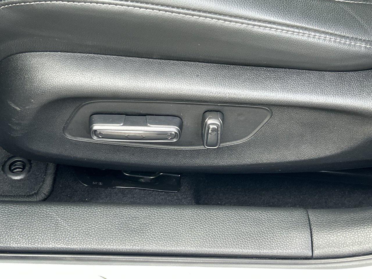 2022 Honda Civic Sedan Touring 1-Owner Clean CarFax Adaptive Cruise Blind Photo