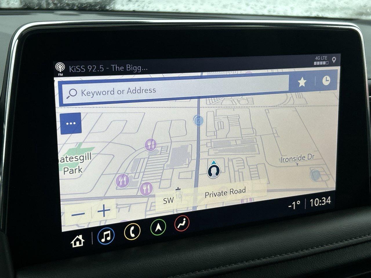 2021 Chevrolet Tahoe 4x4 Z71 8-Pass BOSE Rear Screens Sunroof Low KMs Photo