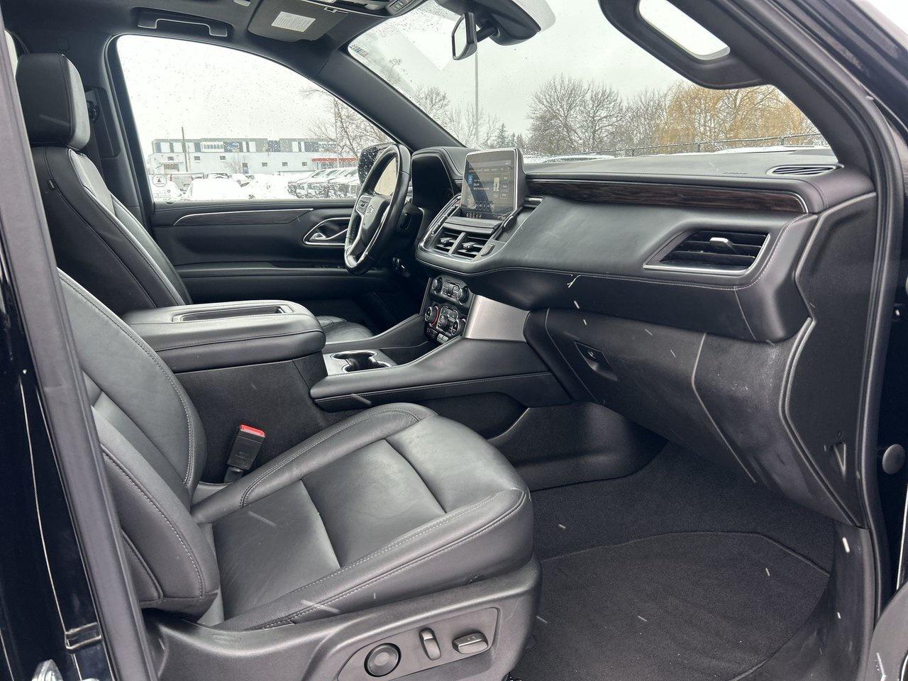 2021 Chevrolet Tahoe 4x4 Z71 8-Pass BOSE Rear Screens Sunroof Low KMs Photo