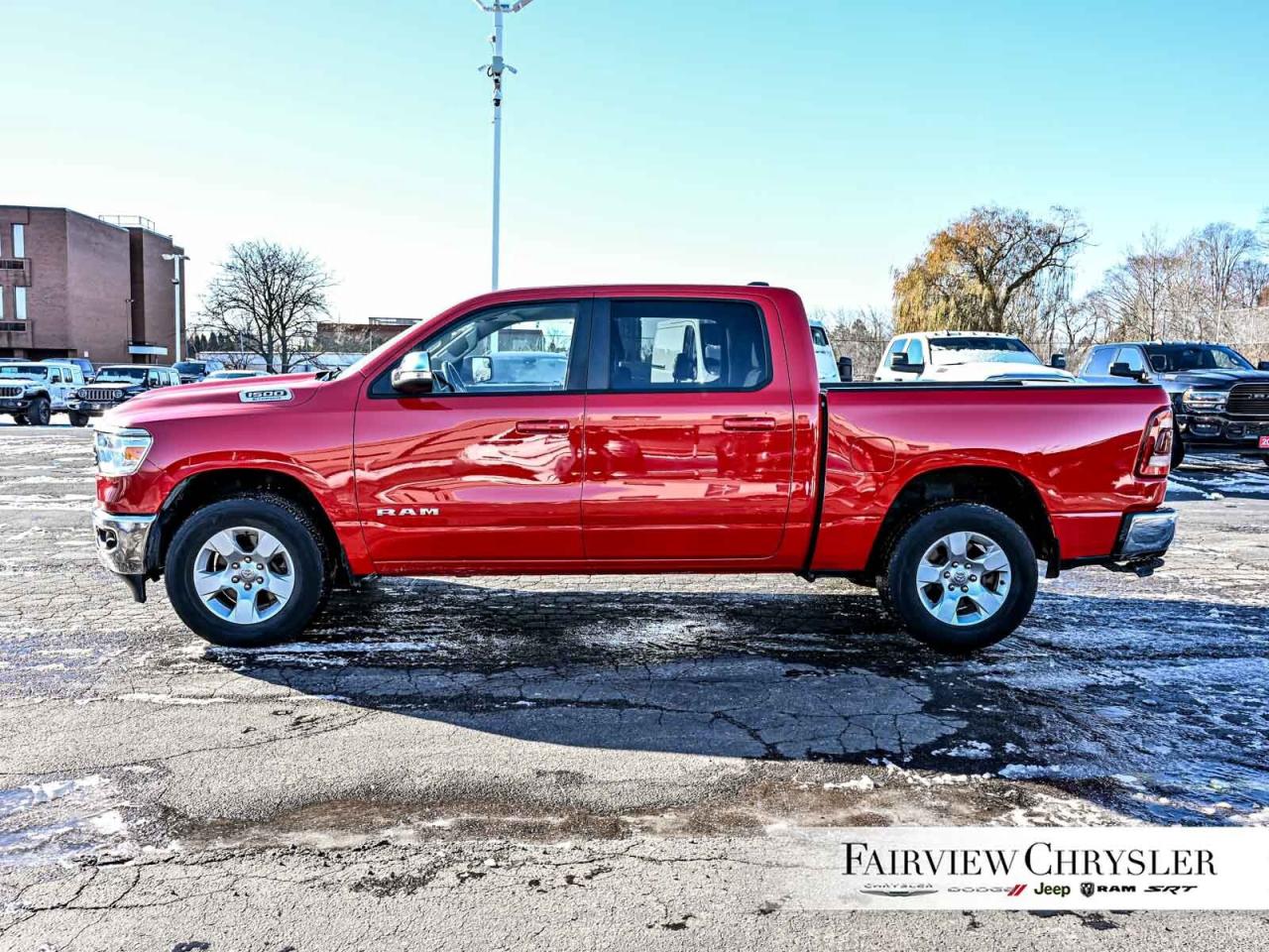 2021 RAM 1500 Big Horn CARPLAY   8.4 TOUCHSCREEN   SPRAY IN LINE Photo3