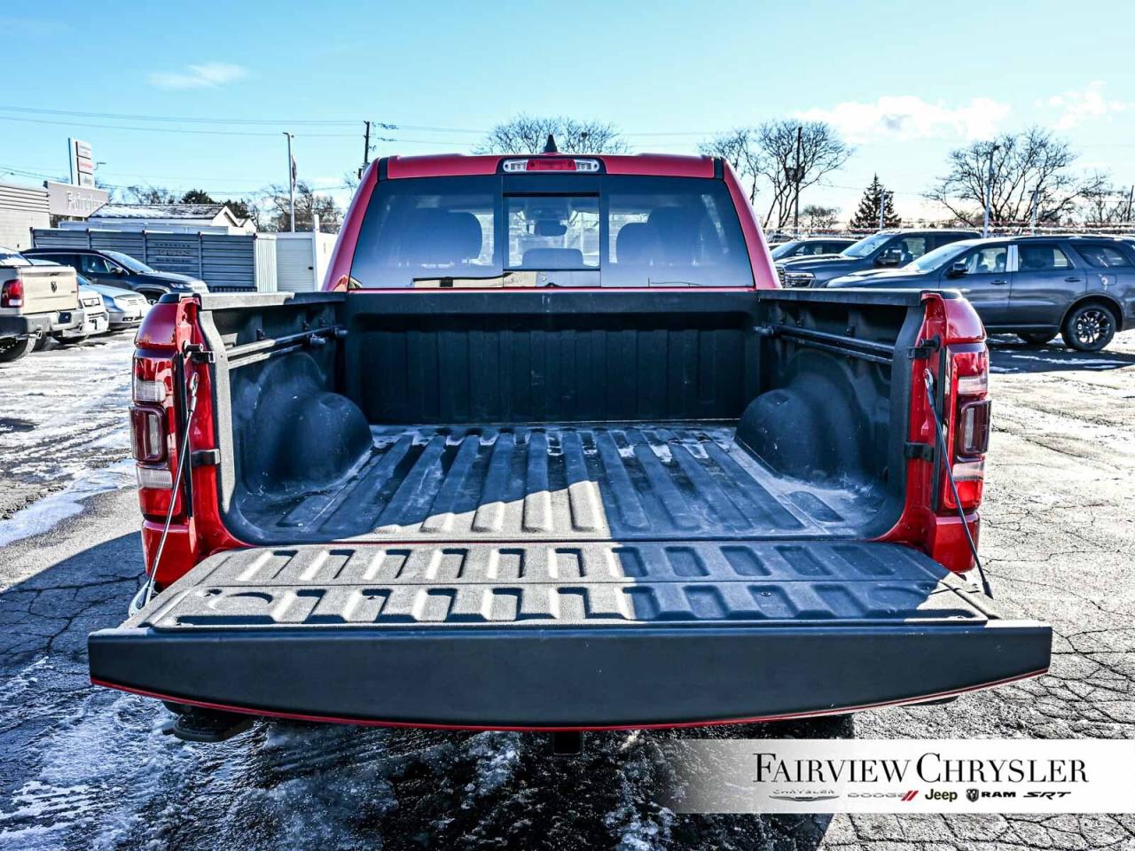 2021 RAM 1500 Big Horn CARPLAY   8.4 TOUCHSCREEN   SPRAY IN LINE Photo