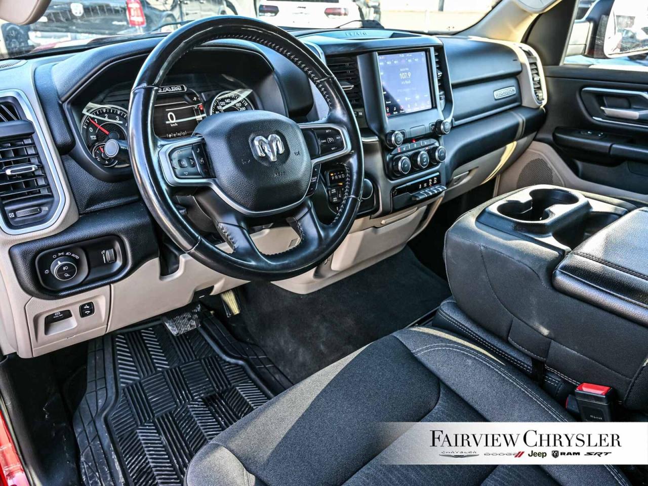 2021 RAM 1500 Big Horn CARPLAY   8.4 TOUCHSCREEN   SPRAY IN LINE Photo