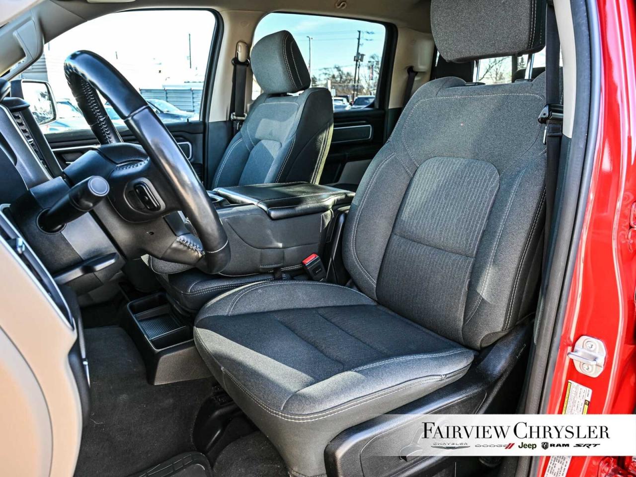 2021 RAM 1500 Big Horn CARPLAY   8.4 TOUCHSCREEN   SPRAY IN LINE Photo