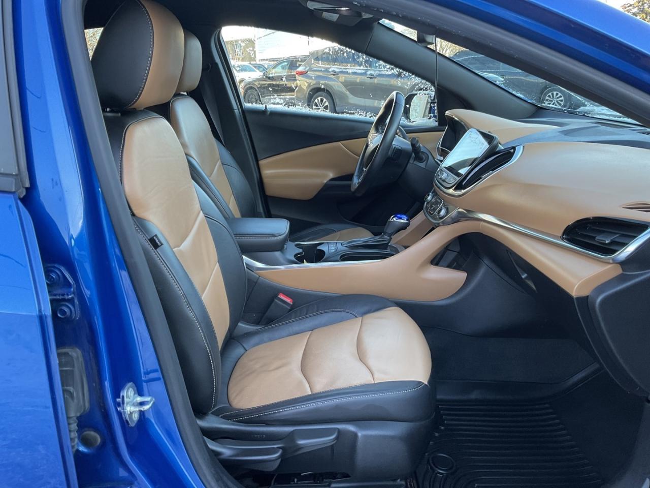 2017 Chevrolet Volt PREMIER - LTHR! PLUG-IN! BACK-UP CAM! BSM! Photo