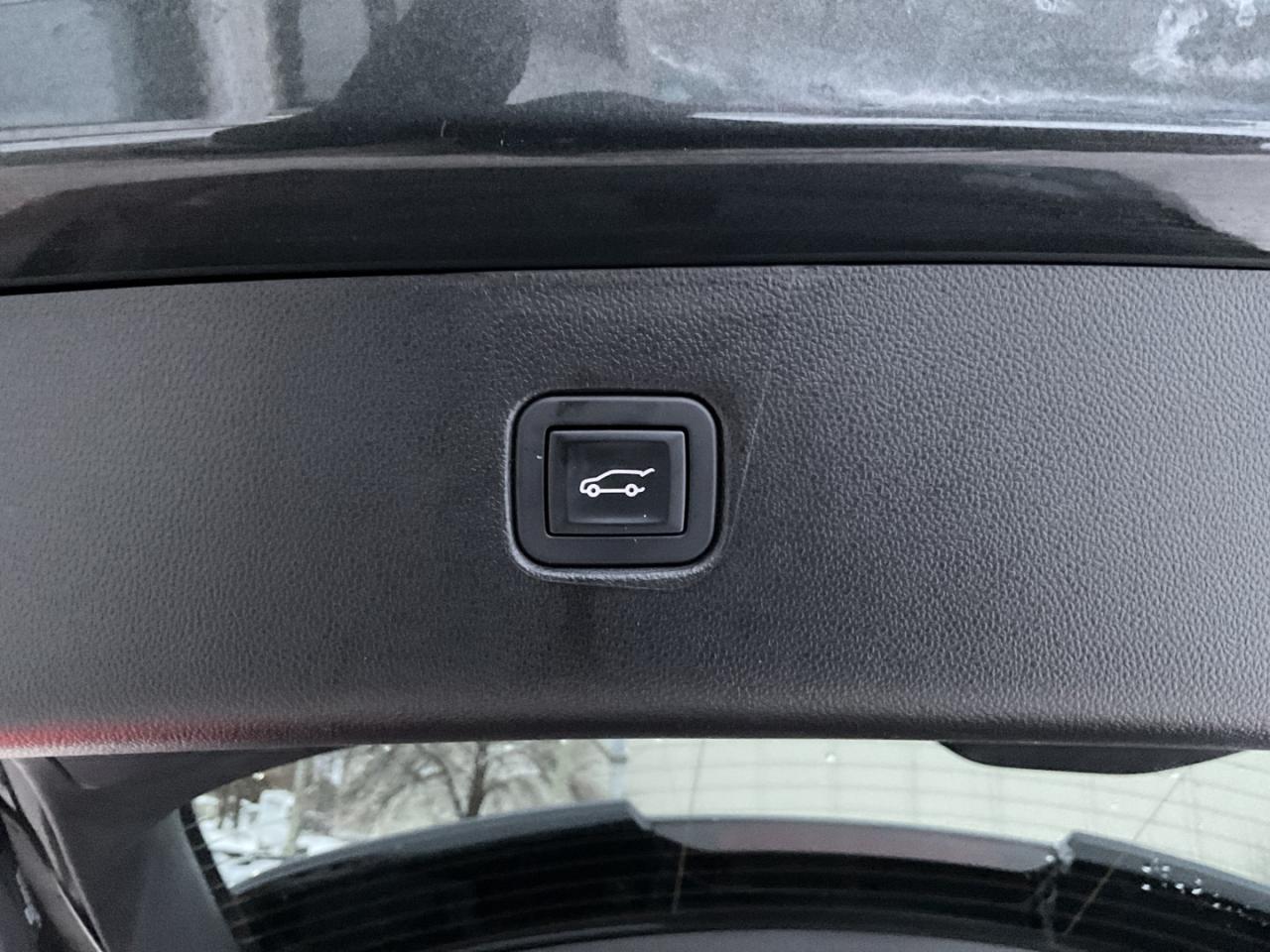 2020 Chevrolet Blazer LT AWD - BACK-UP CAM! BSM! REMOTE START! Photo