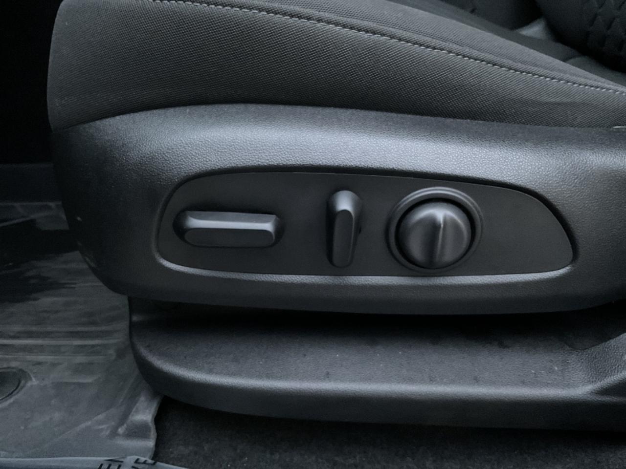 2020 Chevrolet Blazer LT AWD - BACK-UP CAM! BSM! REMOTE START! Photo