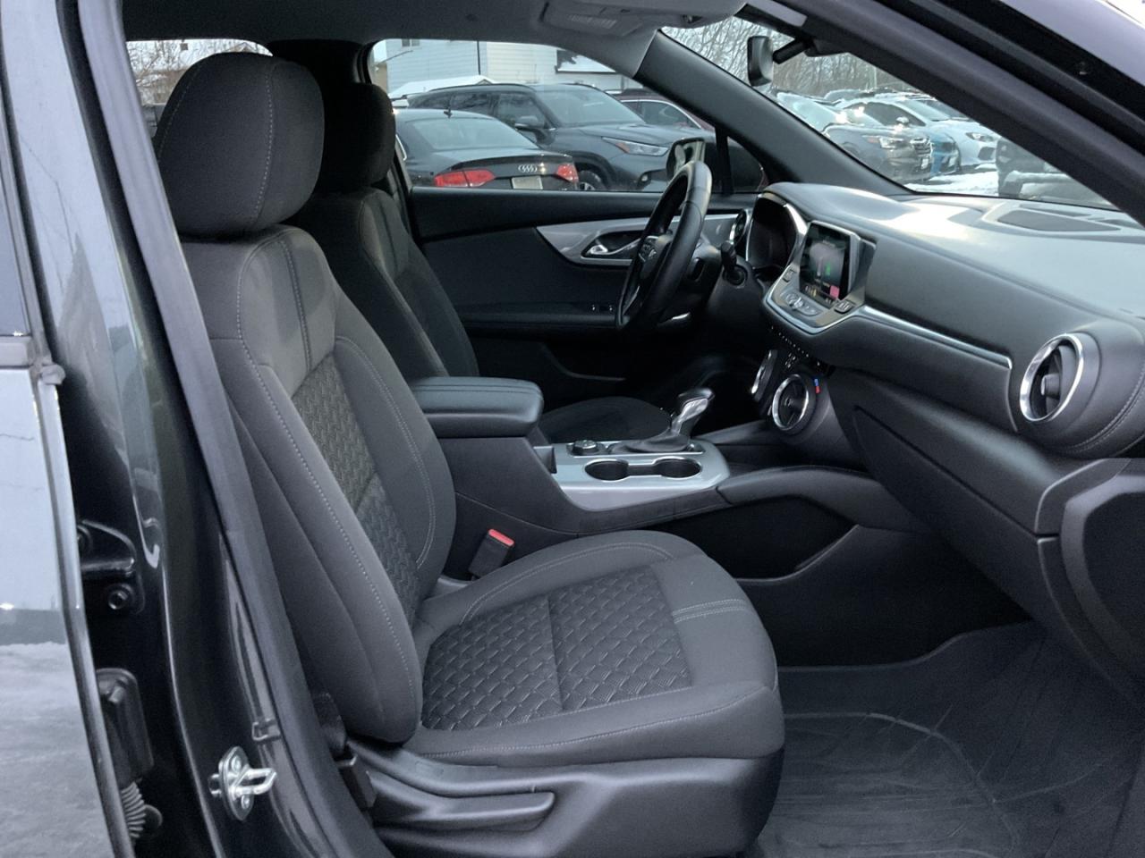 2020 Chevrolet Blazer LT AWD - BACK-UP CAM! BSM! REMOTE START! Photo