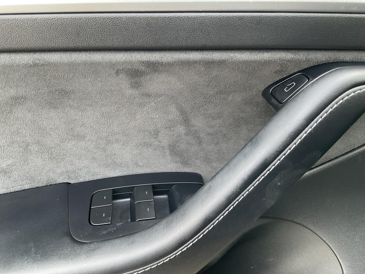 2022 Tesla Model 3 Long Range - WHITE LEATHER! NAV! CAMERAS! Photo