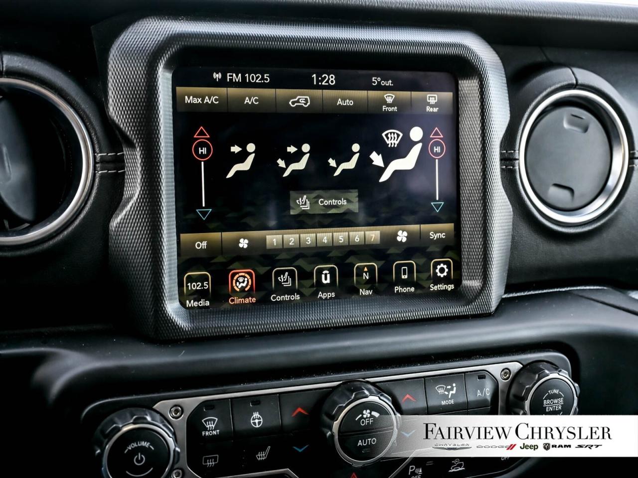 2021 Jeep WRANGLER UNLIMITED Sahara LEATHER   HEATED SEATS   NAV   ALPINE   ADA Photo