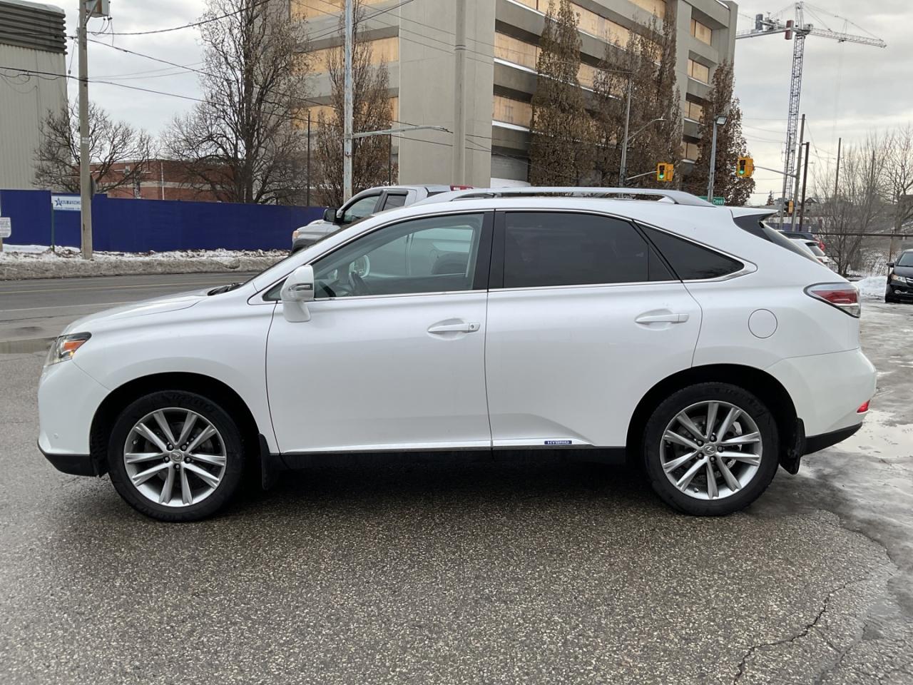 2015 Lexus RX 450h AWD - LTHR! NAV! BACK-UP CAM! HUD! BSM! Photo