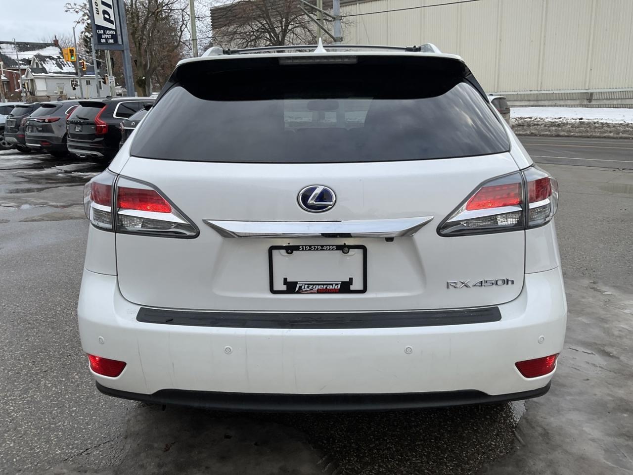 2015 Lexus RX 450h AWD - LTHR! NAV! BACK-UP CAM! HUD! BSM! Photo