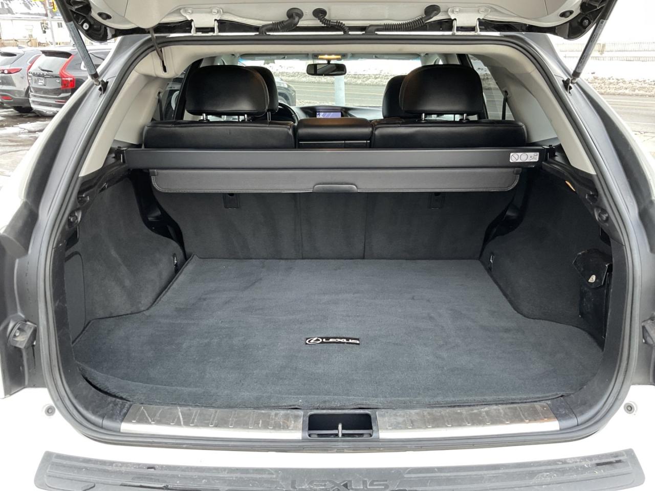 2015 Lexus RX 450h AWD - LTHR! NAV! BACK-UP CAM! HUD! BSM! Photo