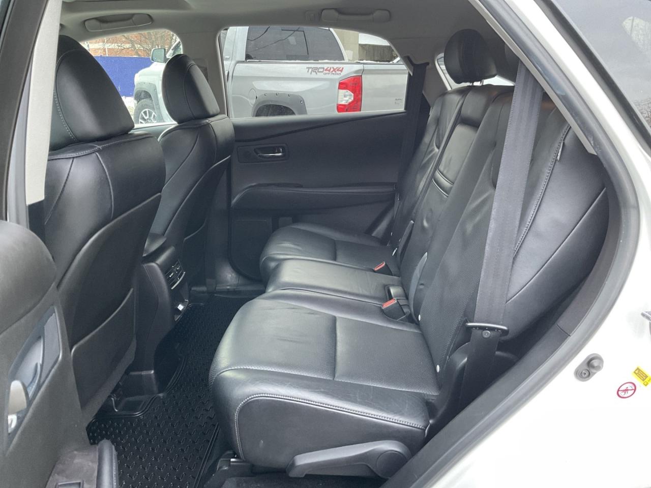 2015 Lexus RX 450h AWD - LTHR! NAV! BACK-UP CAM! HUD! BSM! Photo