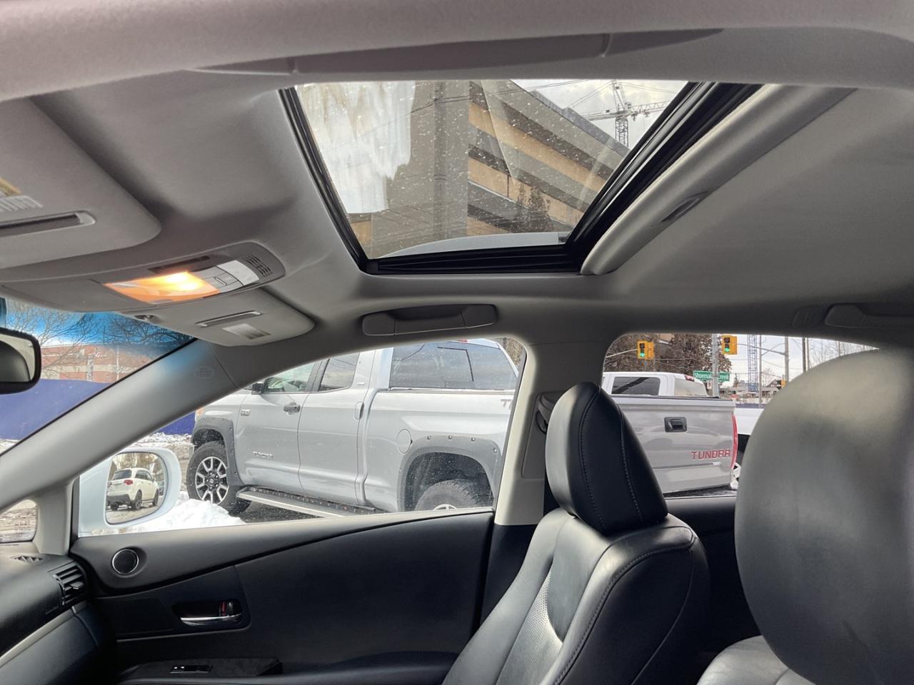 2015 Lexus RX 450h AWD - LTHR! NAV! BACK-UP CAM! HUD! BSM! Photo