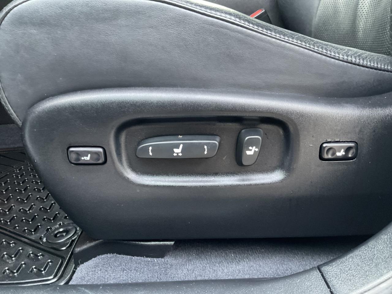 2015 Lexus RX 450h AWD - LTHR! NAV! BACK-UP CAM! HUD! BSM! Photo