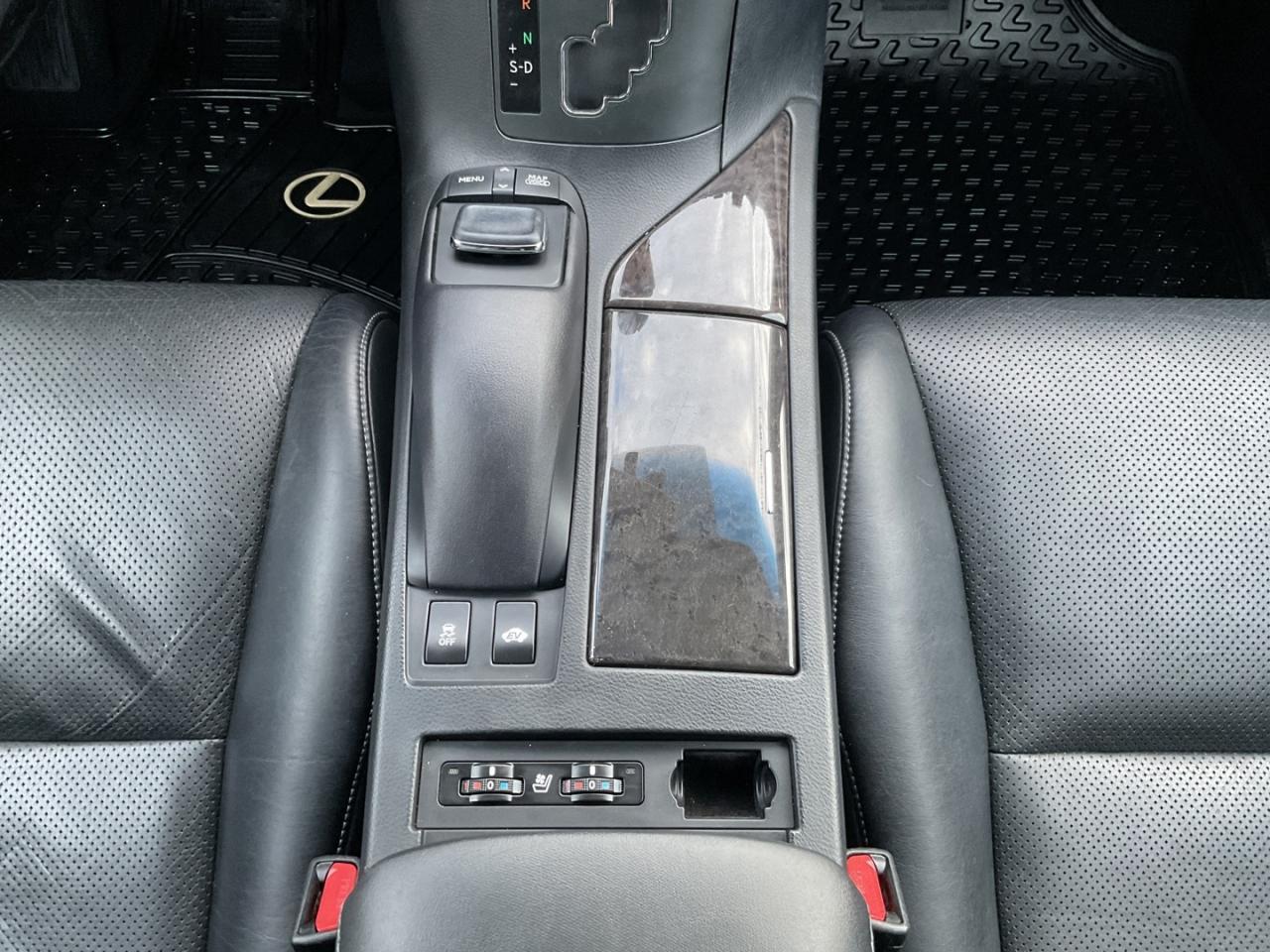 2015 Lexus RX 450h AWD - LTHR! NAV! BACK-UP CAM! HUD! BSM! Photo