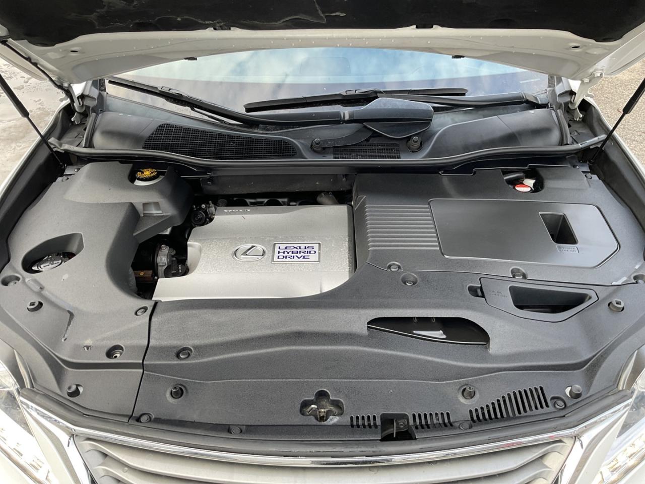 2015 Lexus RX 450h AWD - LTHR! NAV! BACK-UP CAM! HUD! BSM! Photo