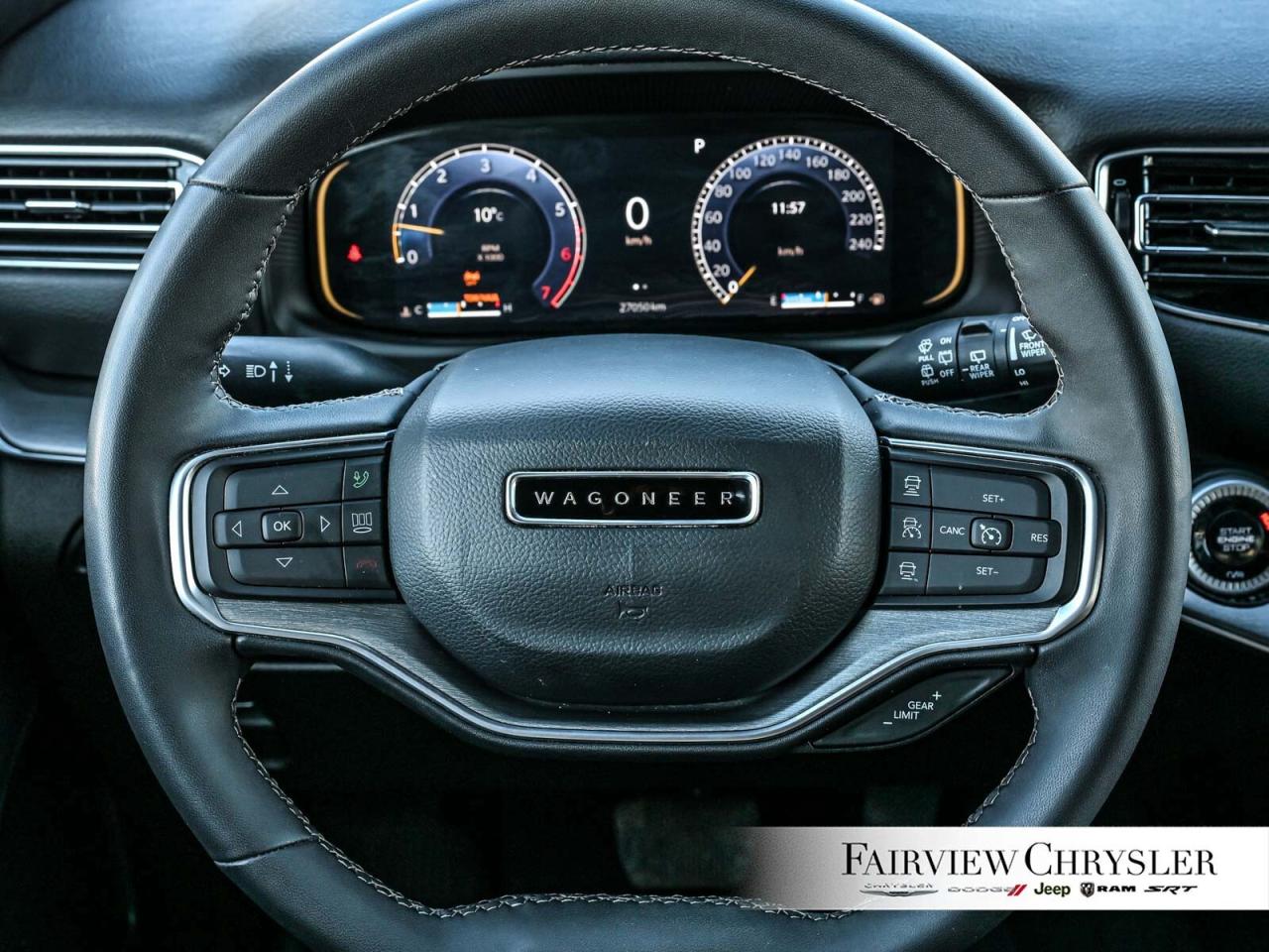 2024 Jeep Wagoneer L Series II Carbide   HEAVY DUTY TOW   THREE PANEL R Photo