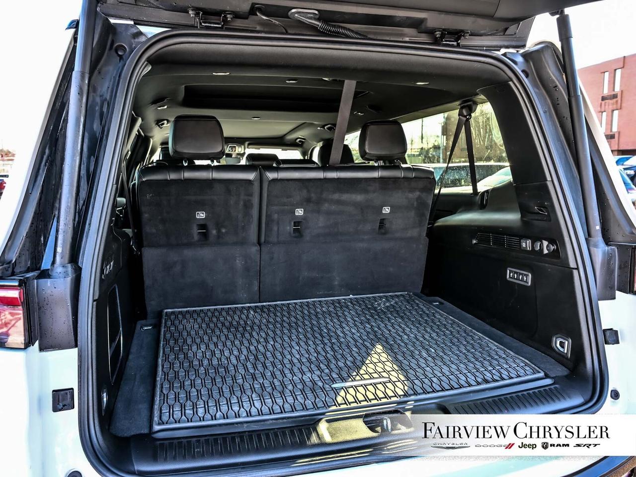 2024 Jeep Wagoneer L Series II Carbide   HEAVY DUTY TOW   THREE PANEL R Photo