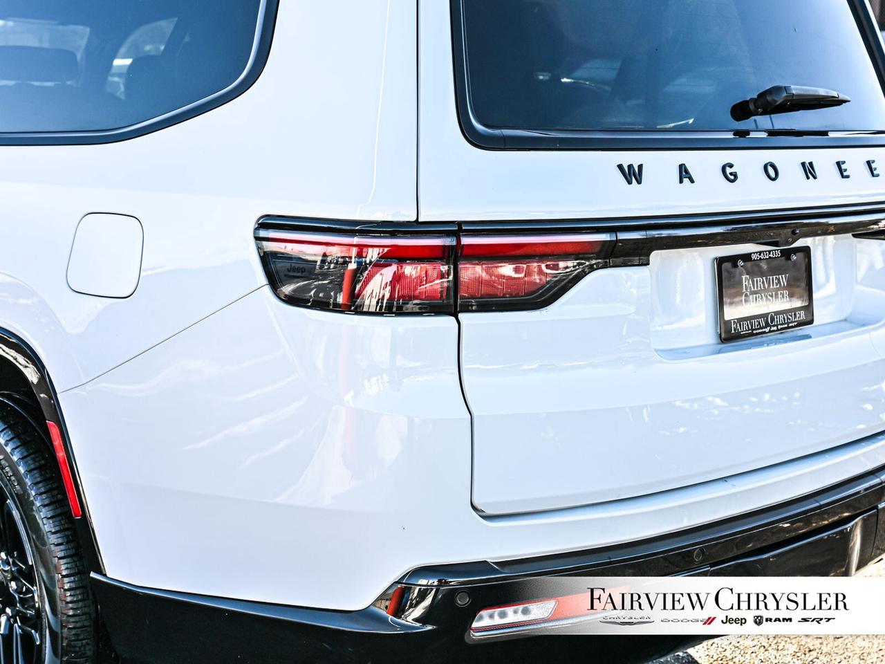 2024 Jeep Wagoneer L Series II Carbide   HEAVY DUTY TOW   THREE PANEL R Photo