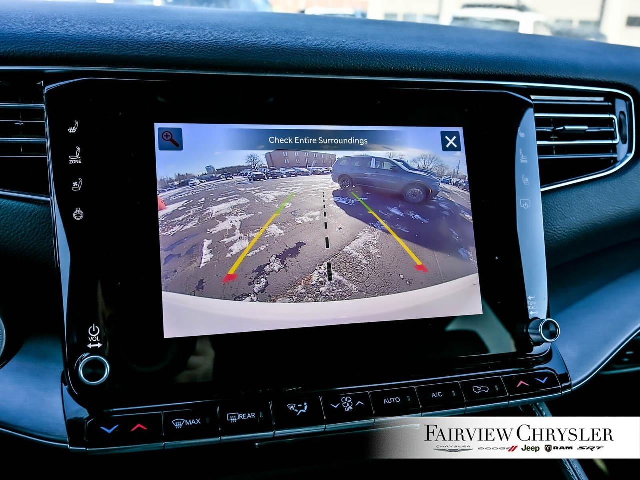 2024 Jeep Wagoneer L Series II Carbide   HEAVY DUTY TOW   THREE PANEL R Photo