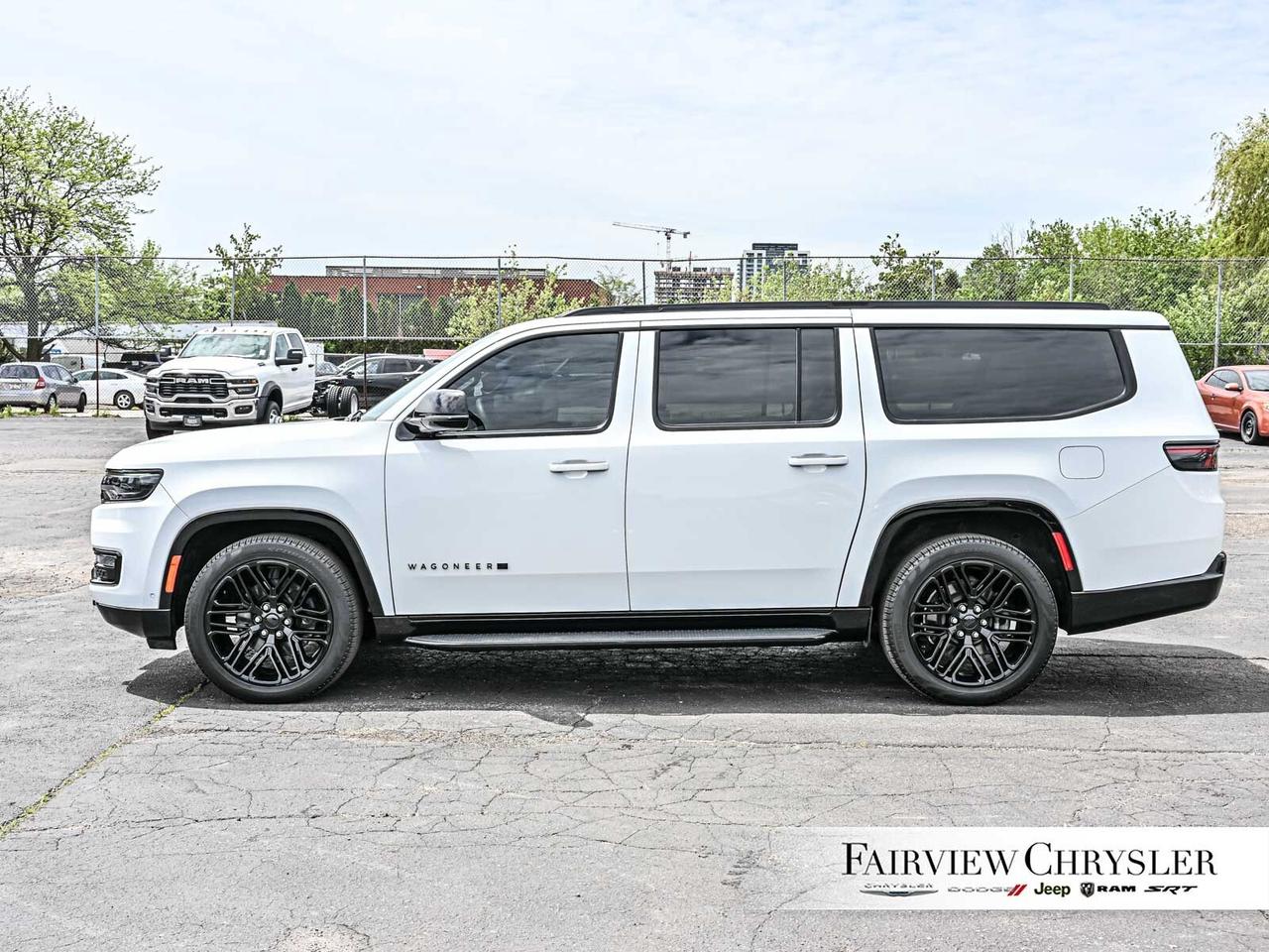 2024 Jeep Wagoneer L Series II Carbide   HEAVY DUTY TOW   THREE PANEL R Photo