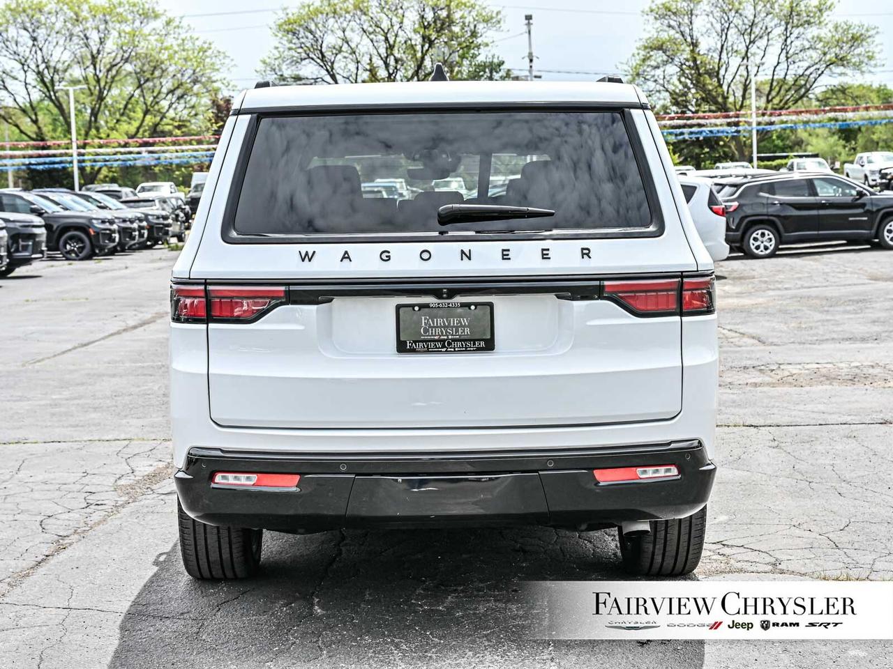 2024 Jeep Wagoneer L Series II Carbide   HEAVY DUTY TOW   THREE PANEL R Photo