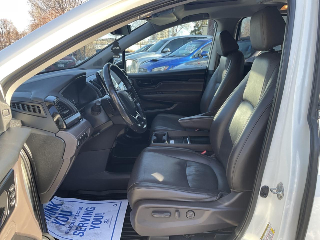 2018 Honda Odyssey Touring - LTHR! NAV! BACK-UP CAM! BSM! DVD! 8 PASS Photo