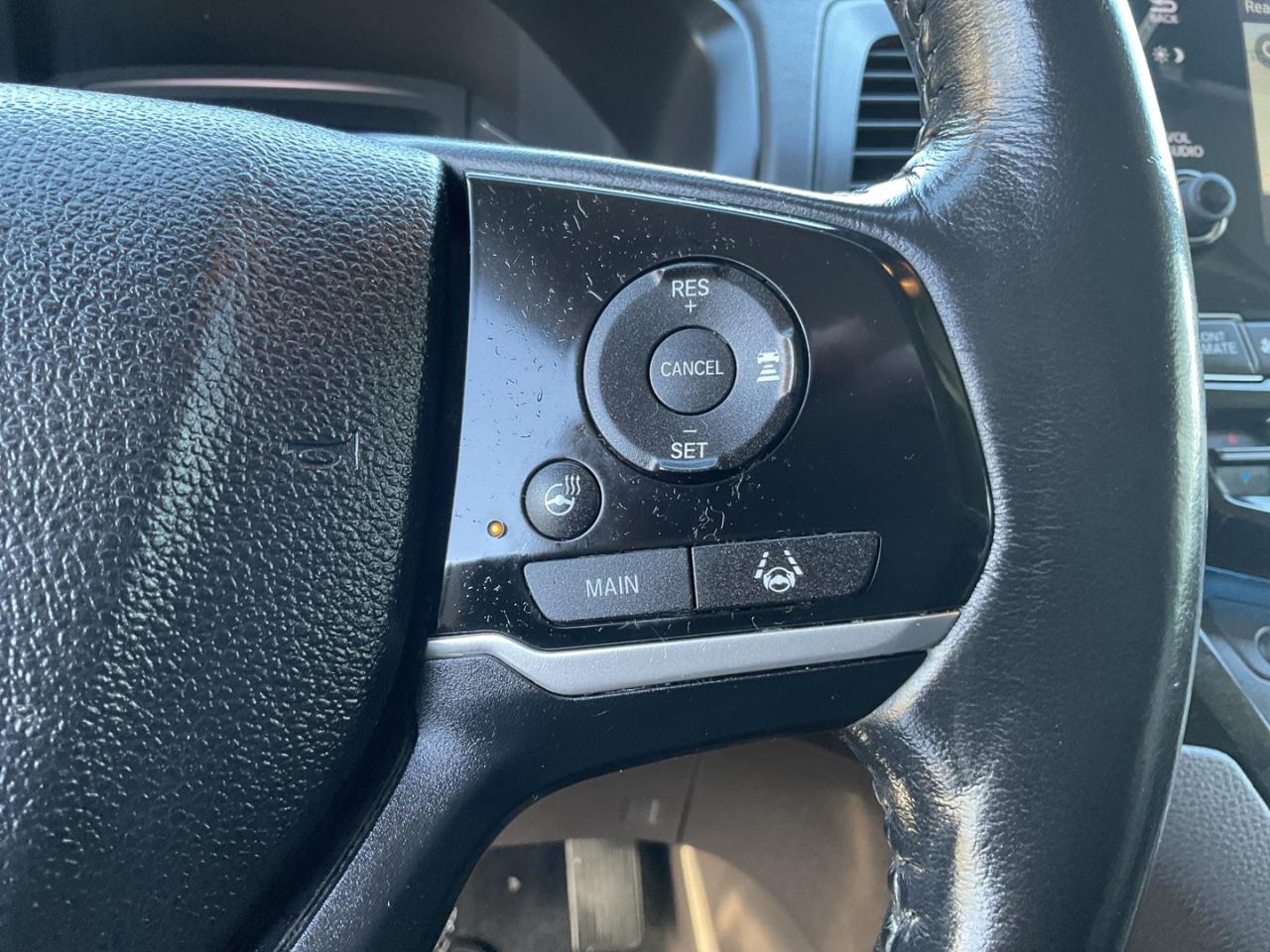 2018 Honda Odyssey Touring - LTHR! NAV! BACK-UP CAM! BSM! DVD! 8 PASS Photo