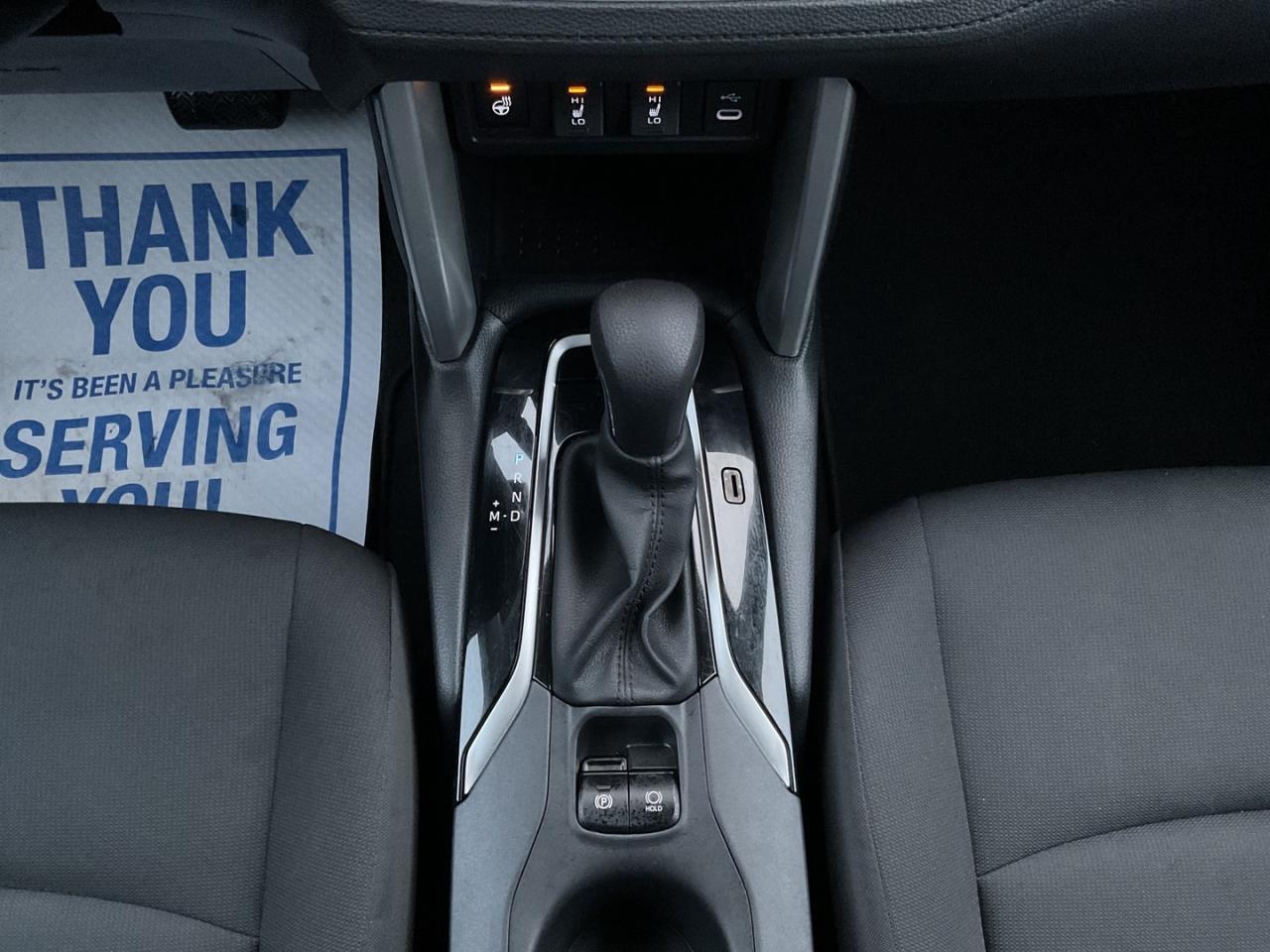 2023 Toyota Corolla Cross LE AWD - ALLOYS! CAR PLAY! BACK-UP CAM! BSM! Photo