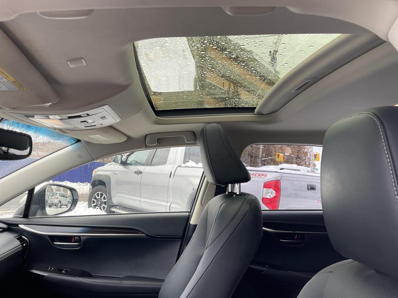 2019 Lexus NX 300h EXECUTIVE AWD - LTHR! NAV! 360 CAM! BSM! HUD! Photo