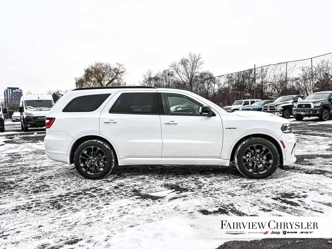 2022 Dodge Durango R/T SUNROOF   LEATHER   BLACK TOP   TRAILER TOW Photo