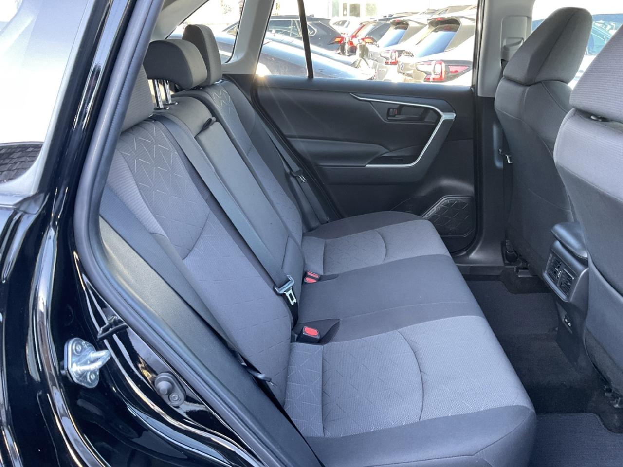 2023 Toyota RAV4 LE AWD - SAFETY SENSE! BACK-UP CAM! BSM! Photo